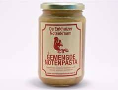 Gemengde notenpasta
